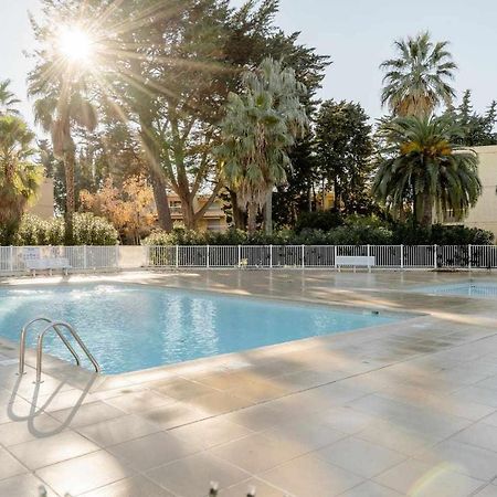 Spacious Apartment At A 5 Min Walk From The Beach Antibes Exteriör bild