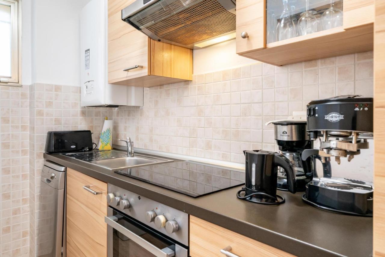 Spacious Apartment At A 5 Min Walk From The Beach Antibes Exteriör bild