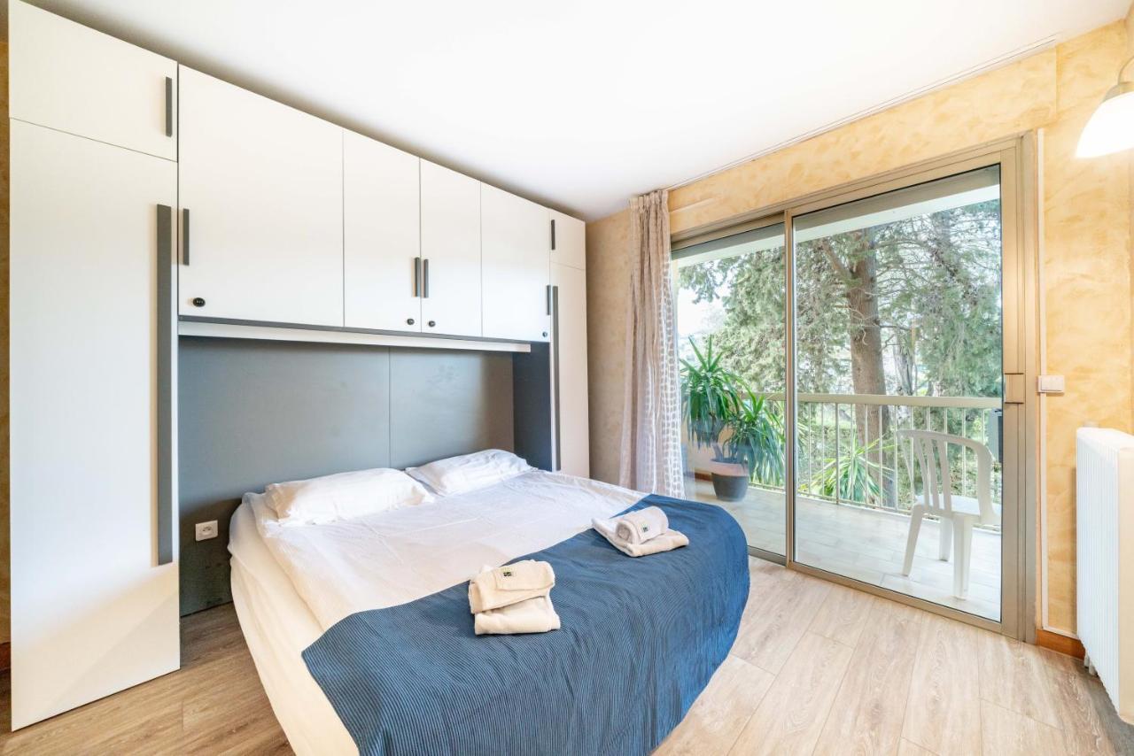 Spacious Apartment At A 5 Min Walk From The Beach Antibes Exteriör bild
