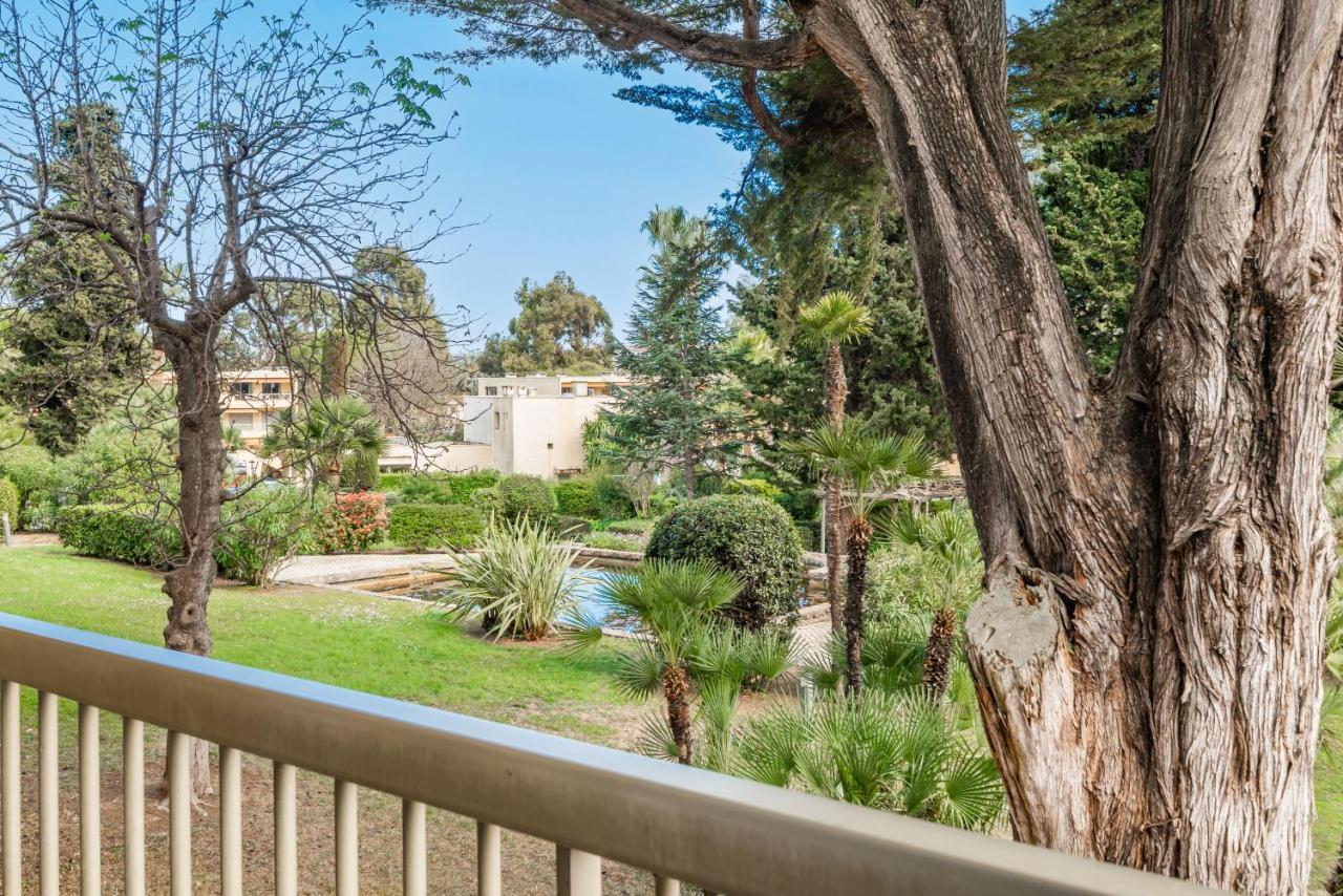 Spacious Apartment At A 5 Min Walk From The Beach Antibes Exteriör bild