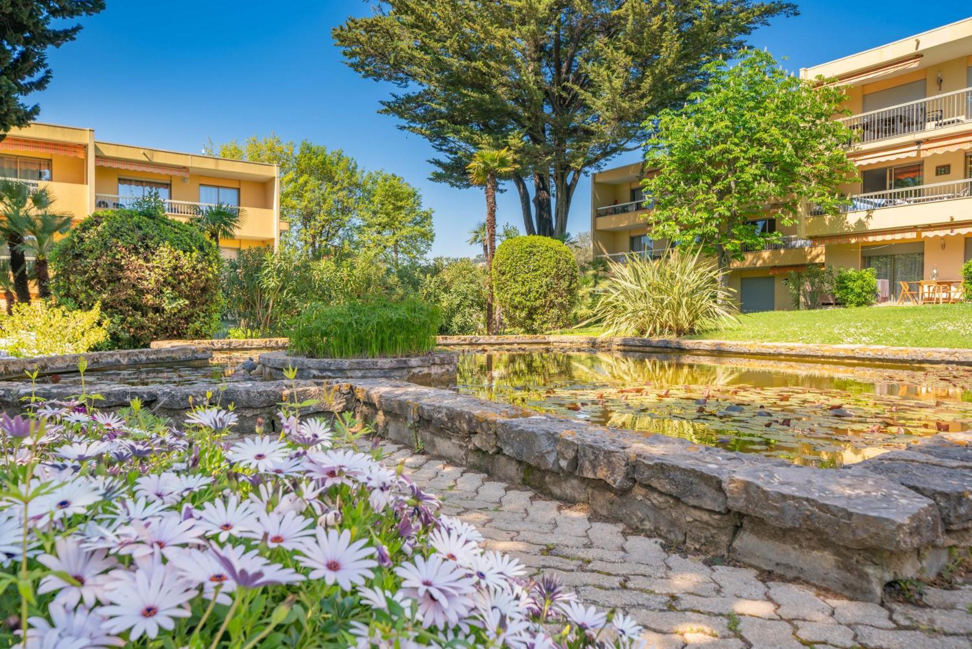 Spacious Apartment At A 5 Min Walk From The Beach Antibes Exteriör bild