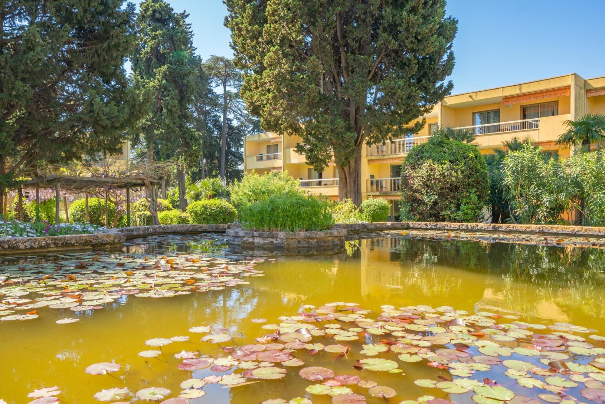 Spacious Apartment At A 5 Min Walk From The Beach Antibes Exteriör bild